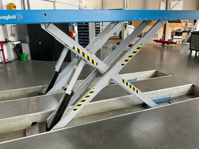 Ravaglioli schaarhefbrug 5000kg - afbeelding 18 van  23