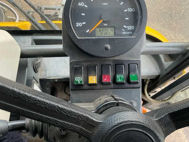 Ravo 540 zelfrijdende veeg-zuigmachine - afbeelding 7 van  26