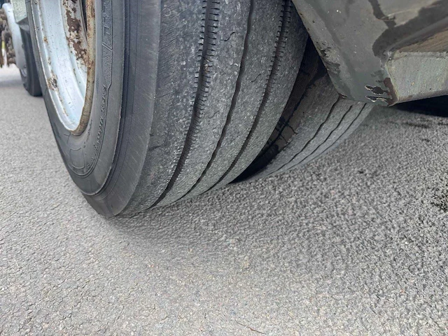 Ravo 580 euro 5 80km/h snel loper dubbellucht met derde borstelarm. - afbeelding 24 van  28