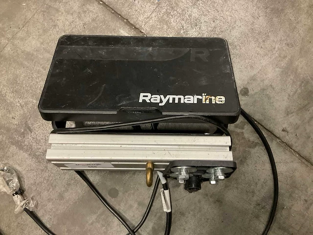 Raymarine sonar - afbeelding 3 van  4