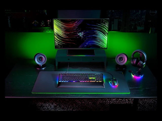 Razer blackwidow v4 mechanische gaming toetsenbord qwerty zwart - afbeelding 3 van  4