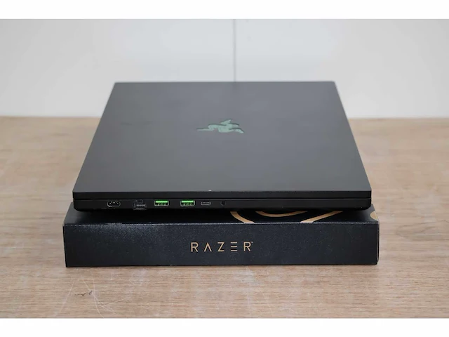 Razer blade 18 gaming laptop - intel® core i9-13950hx - 32gb - 1tb ssd - nvidia® geforce® rtx 4080 (black) - afbeelding 2 van  11