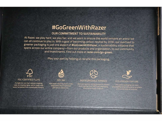Razer blade 18 gaming laptop - intel® core i9-13950hx - 32gb - 1tb ssd - nvidia® geforce® rtx 4080 (black) - afbeelding 8 van  11