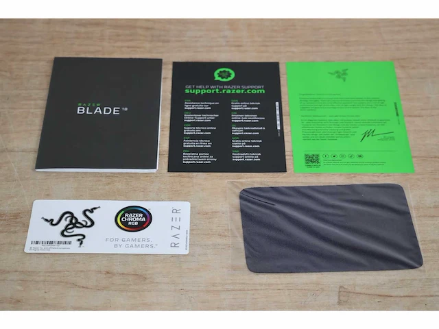 Razer blade 18 gaming laptop - intel® core i9-13950hx - 32gb - 1tb ssd - nvidia® geforce® rtx 4080 (black) - afbeelding 10 van  11