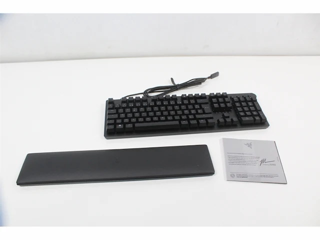 Razer huntsman v2 keyboard (purple switch) french azerty layout - afbeelding 5 van  5
