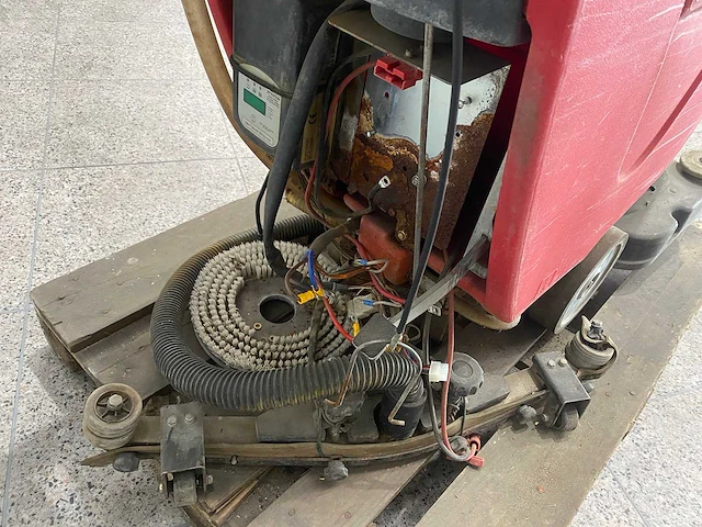 Rcm - 2013 - go 552 t - schrobmachine - afbeelding 6 van  10