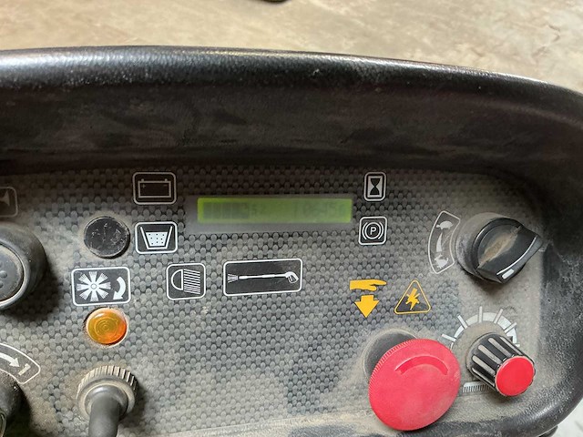 Rcm - metro 1102 n - vloerreiniger - 2010 - afbeelding 2 van  10