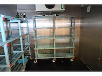 Rea mobiele kunststof legbordstelling - afbeelding 1 van  4