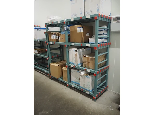 Rea - afbeelding 1 van  4