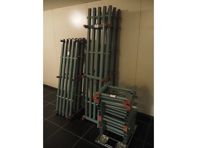 Rea - afbeelding 1 van  2