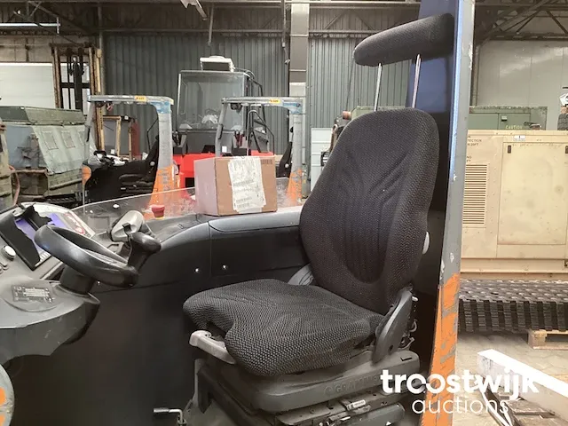 Reach truck - afbeelding 6 van  9