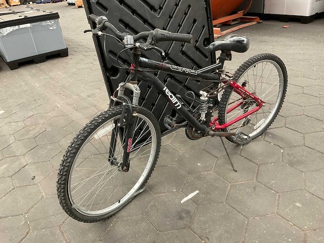Realm dxr mountainbike - afbeelding 1 van  4