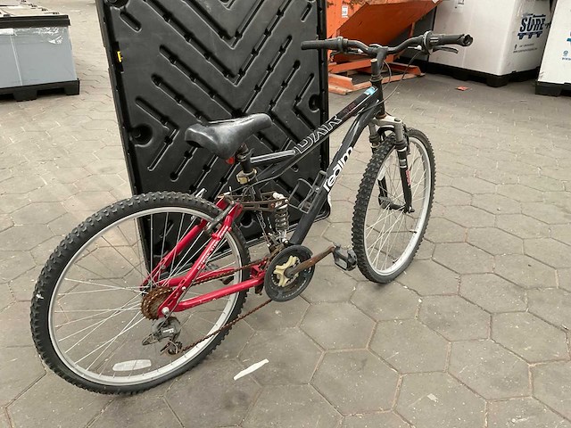 Realm dxr mountainbike - afbeelding 2 van  4