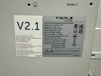 Rec - set van 10 full black zonnepanelen (405 wp) met solax 3.7k hybride omvormer en solax 5.8 kwh batterij t.b.v opslag - afbeelding 8 van  26
