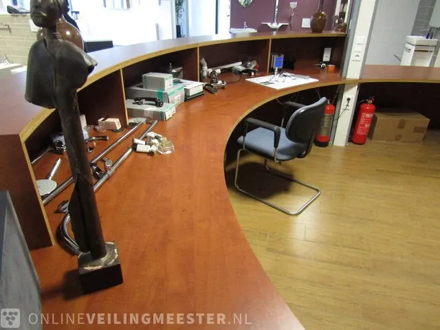 Receptie meubel heerdink-almelo, kersen: glunz bb-23-27 - afbeelding 21 van  31