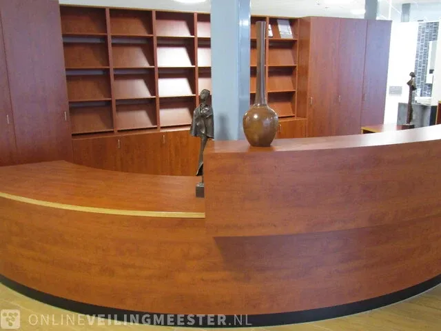 Receptie meubel heerdink-almelo, kersen: glunz bb-23-27 - afbeelding 12 van  31