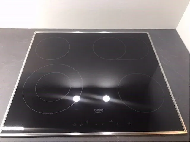 Recht opgestelde keuken - afbeelding 10 van  13