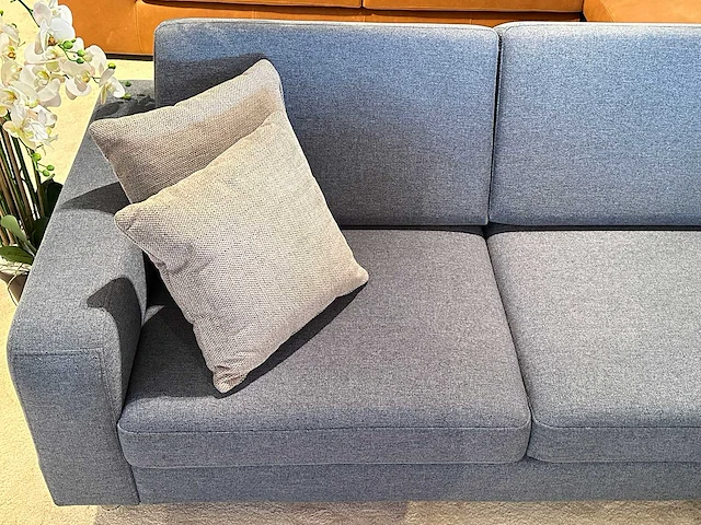 Rechte bank met chaise longue - afbeelding 2 van  9