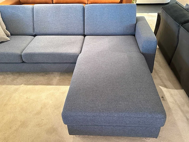 Rechte bank met chaise longue - afbeelding 3 van  9