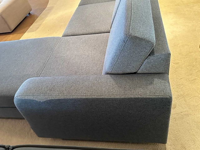 Rechte bank met chaise longue - afbeelding 5 van  9