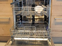 Rechte keuken met apparatenwand - afbeelding 3 van  20