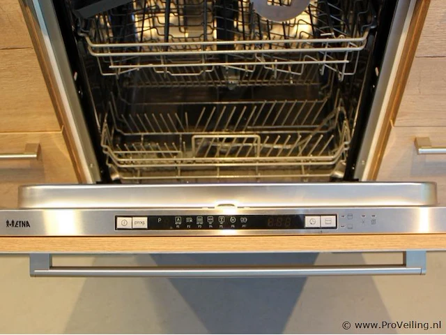 Rechte keuken met apparatenwand - afbeelding 4 van  20