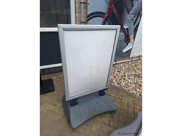 Reclamebord - 65x65x118cm - afbeelding 1 van  3