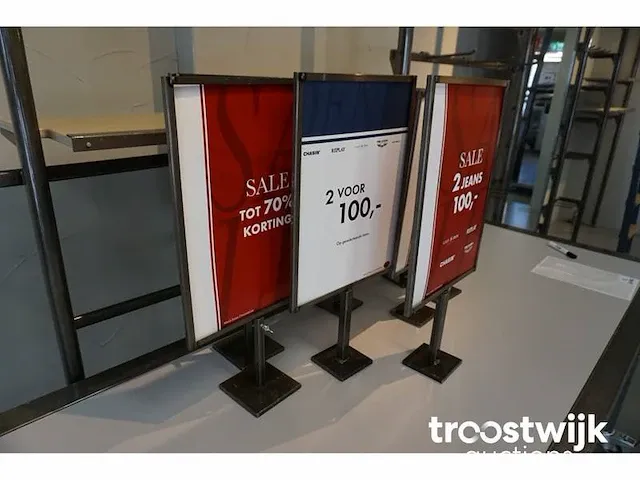 Reclamebord - afbeelding 2 van  4