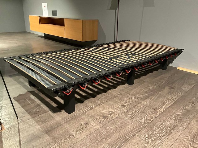 Recor lattenbodem op poten - afbeelding 3 van  7