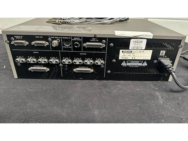 Recorder tascam, da-38 - afbeelding 2 van  3