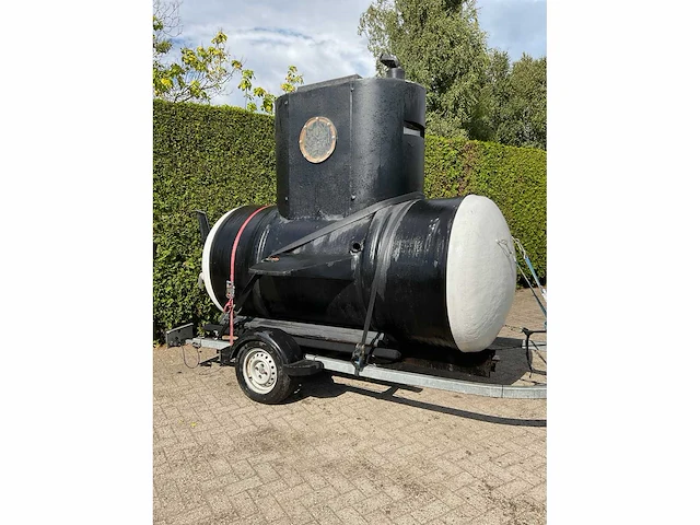 Recreatieve polyester “onderzeeër” op trailer - afbeelding 12 van  21