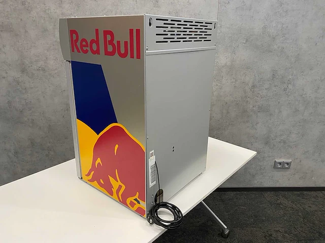 Red bull - display koelkast - afbeelding 8 van  8