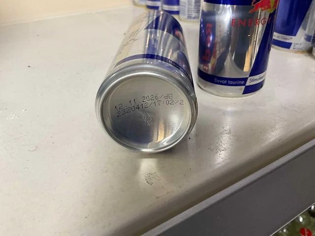 Red bull blikjes met inhoud (150x) - afbeelding 4 van  4