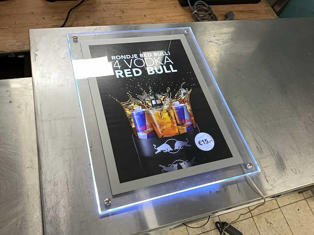 Red bull led reclame bord - afbeelding 1 van  5