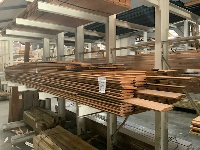 Red cedar rabat (118x) - afbeelding 1 van  4