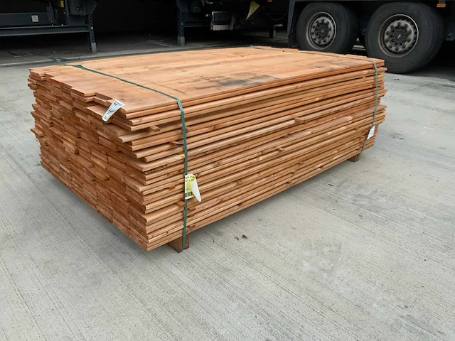Red class tuinplank 1800x140x16mm (220x) - afbeelding 1 van  9
