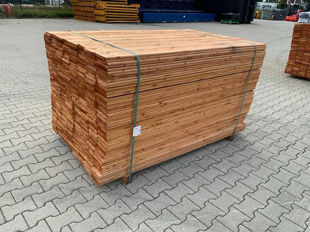 Red class tuinplank 1800x140x16mm (472x) - afbeelding 1 van  11