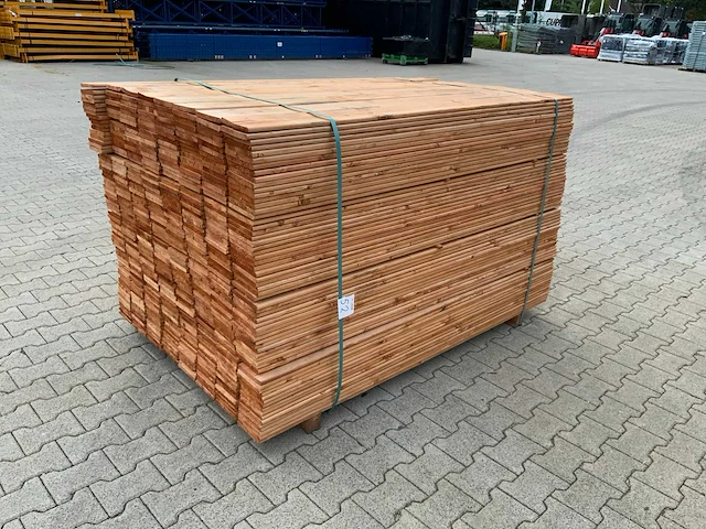 Red class tuinplank 1800x140x16mm (512x) - afbeelding 1 van  12