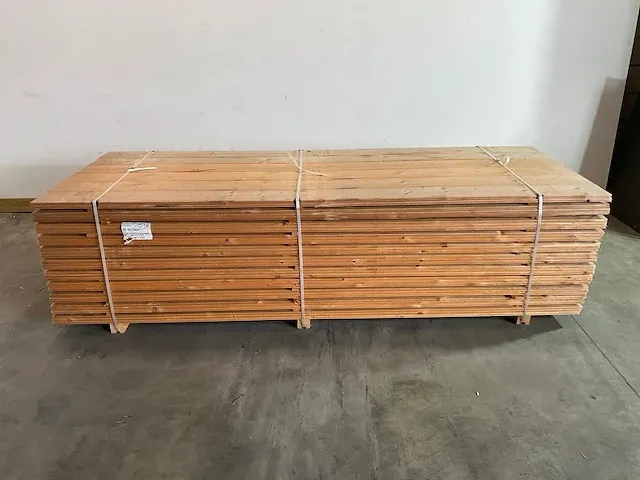 Red class wood dakbeschot mes en groef 300x19.5x1.8 cm (50x) - afbeelding 1 van  7