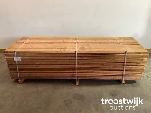 Red class wood plank met mes -en groef verbinding 300x14.5x1.8 cm - afbeelding 1 van  5