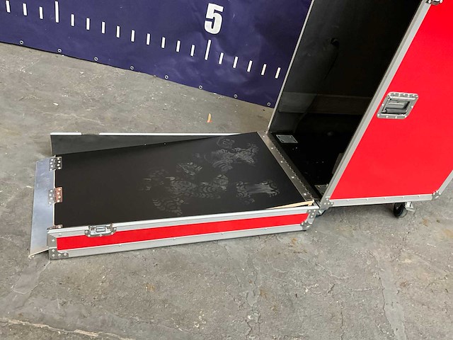 Red flightcase - afbeelding 2 van  10