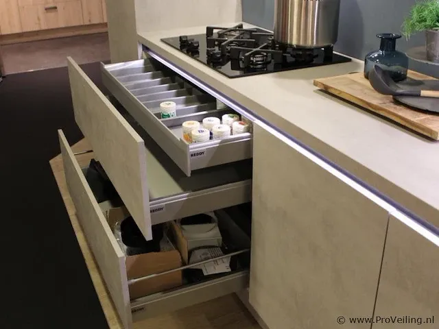 Reddy rechte keuken - afbeelding 36 van  36
