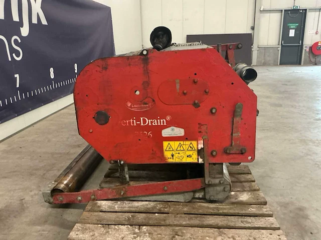 Redexim verti-drain 7526 beluchter - afbeelding 11 van  16