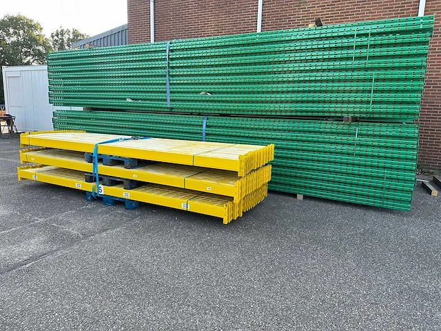 Redirack palletstelling 26 meter (705cm hoog) - afbeelding 1 van  7