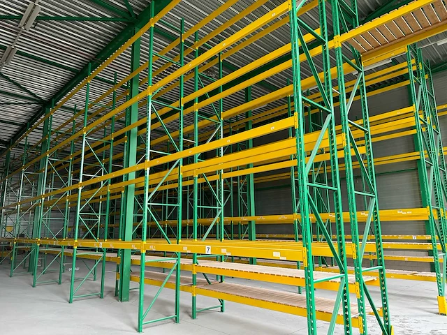 Redirack palletstelling 26 meter (705cm hoog) - afbeelding 2 van  7