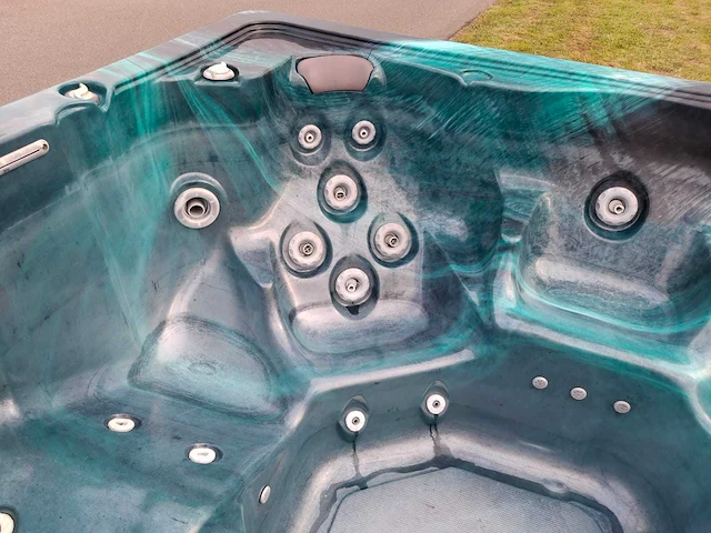 Reflection spa 5 persoons amerikaans jacuzzi en buitenspa - afbeelding 3 van  22