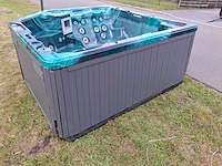Reflection spa 5 persoons amerikaans jacuzzi en buitenspa - afbeelding 7 van  22