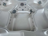 Reflections spa’s jacuzzi - afbeelding 3 van  17