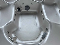 Reflections spa’s jacuzzi - afbeelding 5 van  17