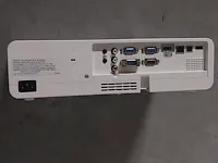 Refurbished panasonic pt-lb332 met 4428 uur - afbeelding 2 van  3